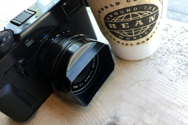 Ống kính Fujifilm XF 18mm F2 R là một trong những ống kính góc rộng có thiết kế nhỏ gọn nhất của Fujifilm