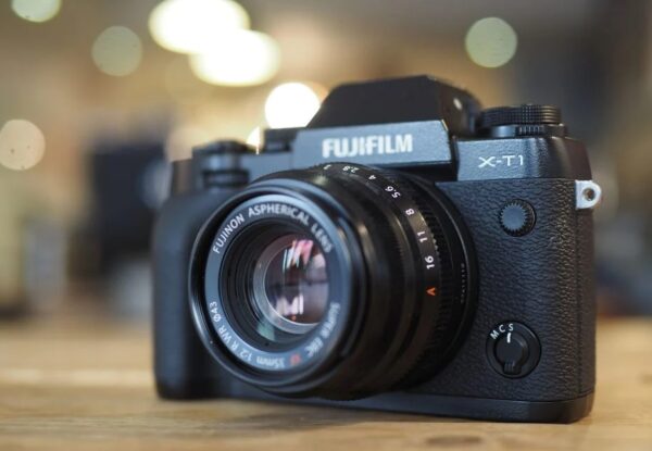 Fujifilm XF 35mm f/2.0 R WR là một ống kính hoàn hảo cho hầu hết các nhiếp ảnh gia