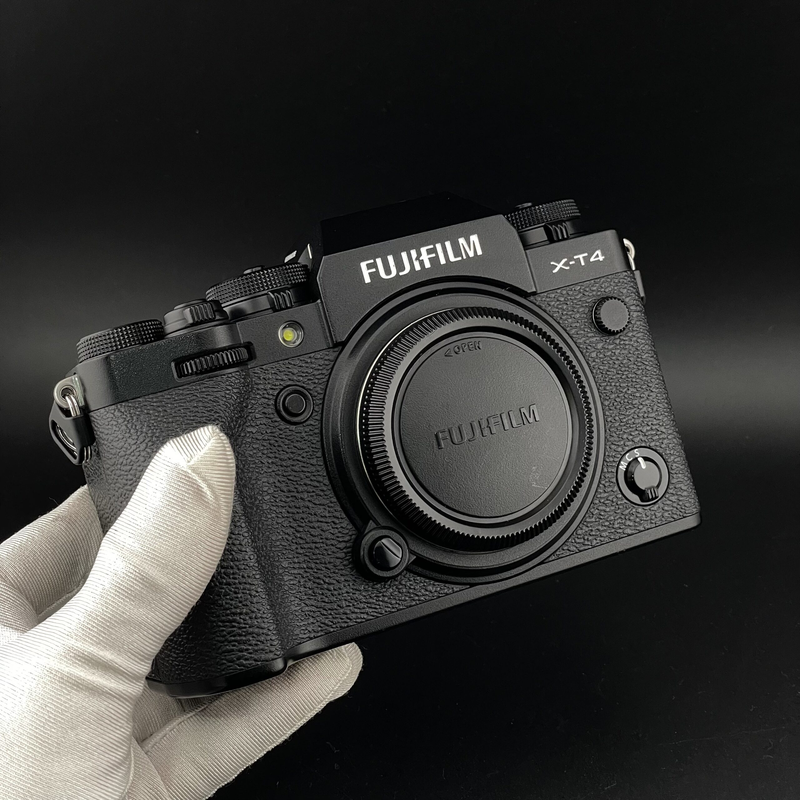 Lưu ý khi mua máy ảnh Fujifilm X-T4 cũ, đã qua sử dụng