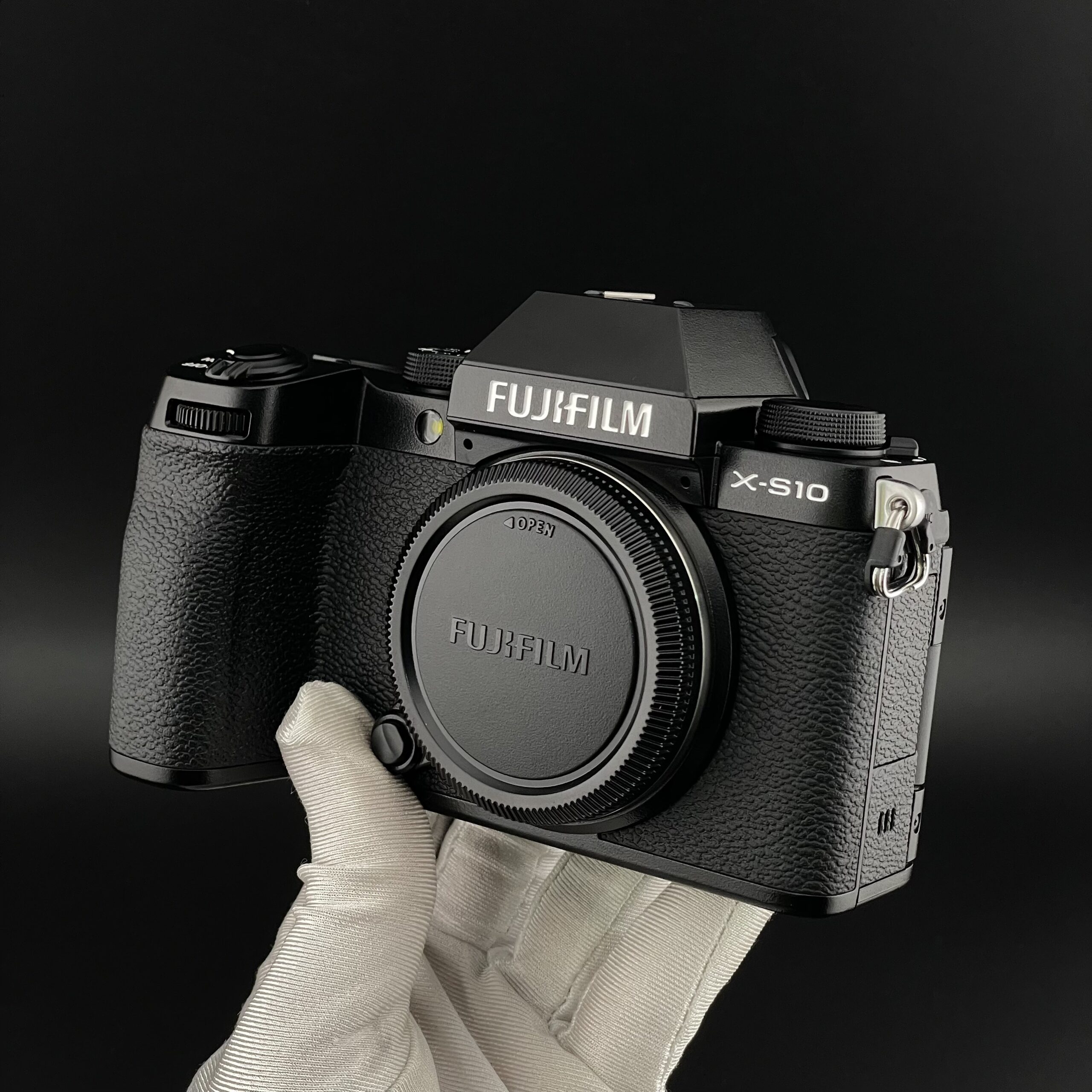 Tình trạng ngoại hình fujifilm XS10 cũ
