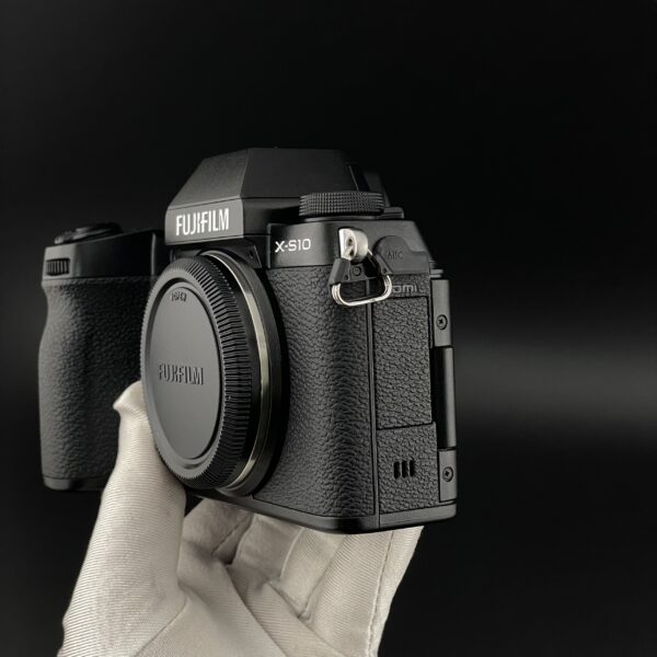 Máy ảnh Fujifilm X-S10 Cũ (2nd) Body - Hình ảnh 7