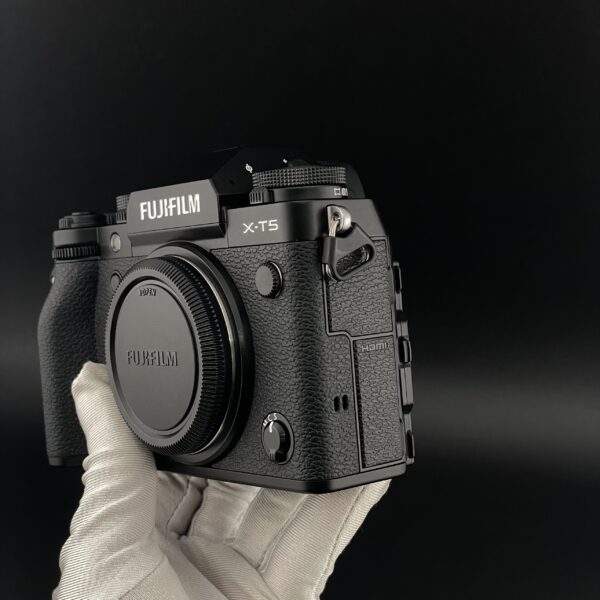 Máy ảnh Fujifilm X-T5 Cũ (2nd) (Body/Black) #12288 - Hình ảnh 3