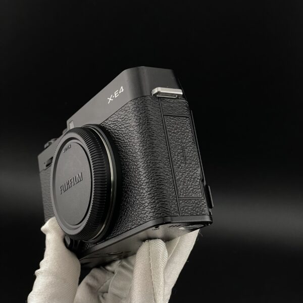 Máy ảnh Fujifilm X-E4 Cũ (2nd) (Black) + Lens XF 27mm F2.8 WR - Hình ảnh 3
