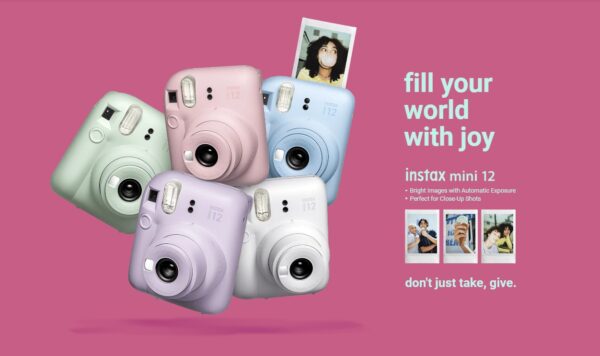 Máy ảnh lấy liền Fujifilm Instax Mini 12 là một sản phẩm mới nhất trong dòng Instax
