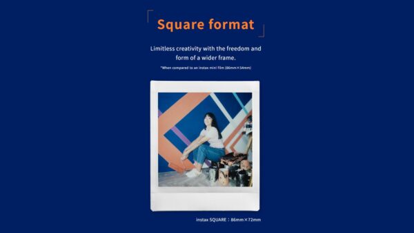 Một trong những điểm nổi bật của Fujifilm Instax SQUARE SQ1 là khả năng chụp ảnh vuông
