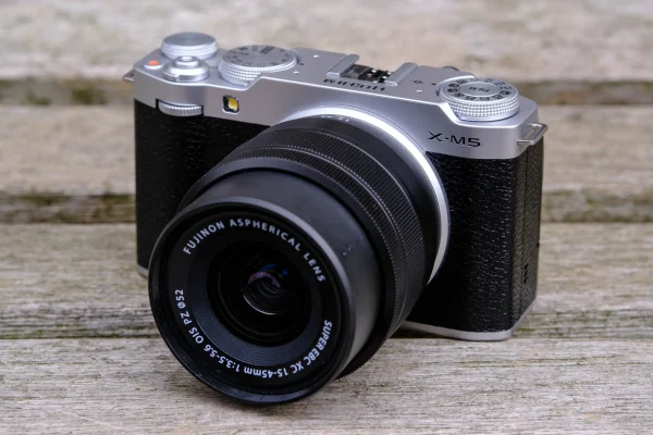 đánh giá fujifilm x-m5