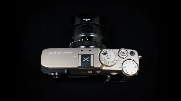 Vì sao lại không có X-Pro mới?