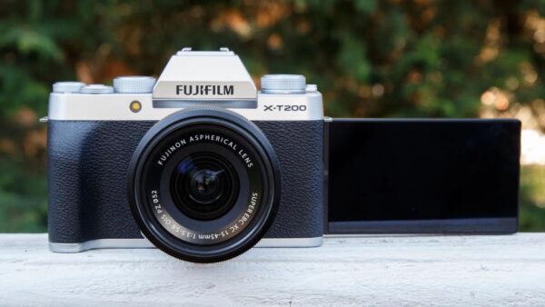 Fujifilm X-T200: Đơn Giản Cho Người Mới
