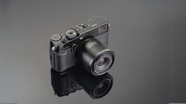 Màu sắc từ TTArtisan 23mm f/1.8 được tái hiện trung thực