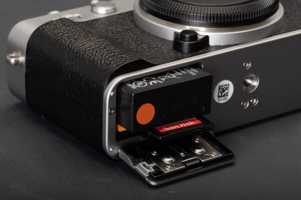 Pin và thời lượng sử dụng của fujifilm xe5